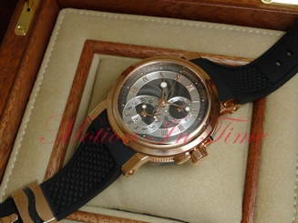 Breguet Marine Automatic Dual Time 18kt Rose Gold On Rubber 42mm 5857BR/Z2/5ZU