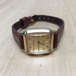 Vintage Tissot 2302 Lady Gold Tone Square Analog Quartz Watch Hours~4U2FIX