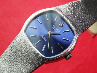 CIRCA 1972 WOMEN'S ROLEX CELLINI MODEL 3801 SOLID 18K WHITE GOLD CASE
