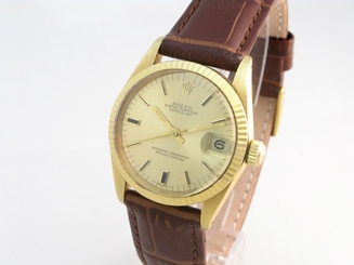 ROLEX DATEJUST 18ct GOLD AUTOMATIC MID SIZE WATCH, REF, 6827 c1981