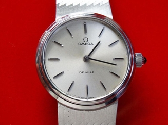 VINTAGE CIRCA 1978 WOMEN'S OMEGA DEVILLE MANUAL WINDING SERVICED