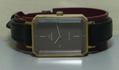 VINTAGE OMEGA Deville Winding SWISS MADE WRIST WATCH R338 Old used antique