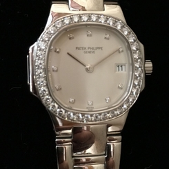 Patek Philippe Ladies 18kt  White gold  Nautilus Orig.  Diamond Markers & Bezel