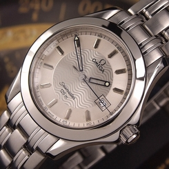 AUTHENTIC OMEGA SEAMASTER 120M DATE SILVER DIAL QUARTZ MENS WRIST WATCH