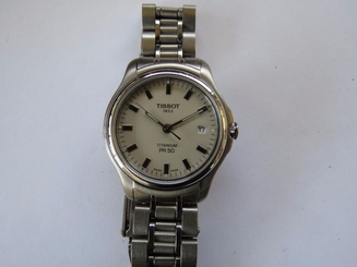 Rare New NOS TISSOT PR50 Quartz Women's Watch Titanium Case & Bracelet Swiss