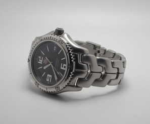 TAG HEUER MENS PROFESSIONAL WT1110 BLACK FACE STAINLESS STEEL WATCH