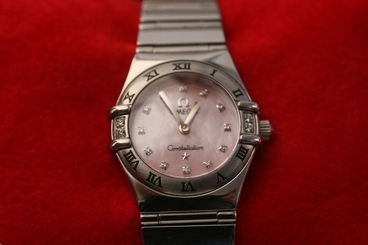 Omega Constellation 1566.66 22.5mm Diamond Bezel Quartz & Papers 9/10 Min