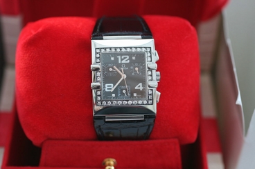 Omega Quadra 1847.55.11 28mm Diamond Bezel & Dial Chrono Papers 2007 9/10 Min