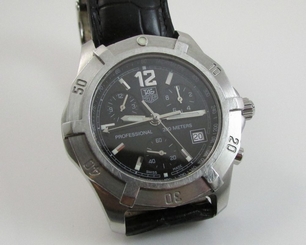 TAG Heuer 2000 Exclusive Chronograph CN1110 Quartz Movement Wristwatch