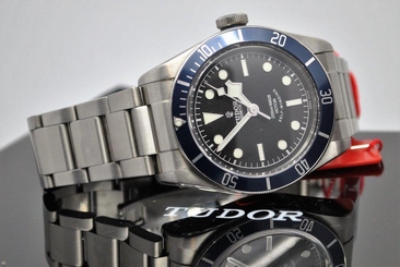 Tudor Heritage Black Bay