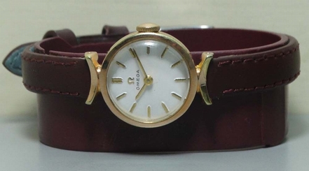 Ladies VINTAGE OMEGA Winding SWISS Made WRIST WATCH r460 Old used antique