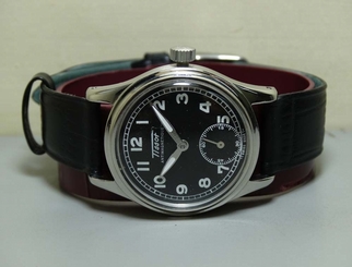 VINTAGE TISSOT Antimagnetique WINDING Swiss Made WRIST WATCH OLD USED e257