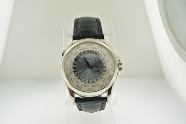 **PATEK PHILIPPE World Time- PLATINUM w/Deployent Buckle. Amazing Swiss watch**