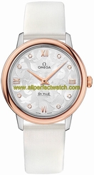 Omega Watches : 424.22.33.60.52.001 Quartz Diamond Dial 18k Rose Gold Bezel White Leather Women Watch