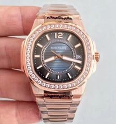 Patek Philippe Nautilus Ladies 7010/1R-010 JJ Rose Gold & Diamonds Blue Dial Swiss Quartz E23-250 S C