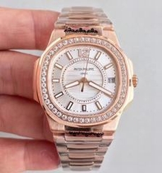 Patek Philippe Nautilus Ladies 7010/1R-011 JJ Rose Gold & Diamonds Silver Dial Swiss Quartz E23-250 S C