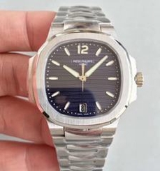 Patek Philippe Nautilus Ladies 7118/1A-001 PF Stainless Steel Blue Dial Swiss 324 S C