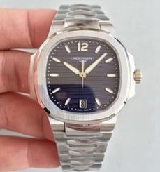 Patek Philippe Nautilus Ladies 7118/1A-001 PF Stainless Steel Blue Dial Swiss 324 S C