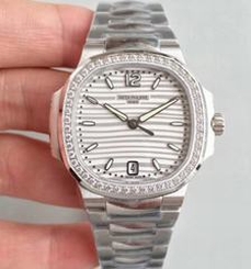 Patek Philippe Nautilus Ladies 7018/1A-001 PF Stainless Steel & Diamonds White Dial Swiss 324 S C
