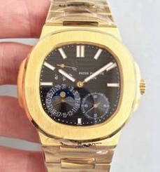 Patek Philippe Nautilus Moonphase 5712R-001 N Yellow Gold Black Dial Swiss 240 PS IRM C LU