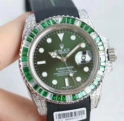 Fake AAA Rolex Glidelock oyster perpetual submariner for Mens 40mm Green Diamonds Rubber band Watch