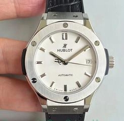 Hublot Classic Fusion Titanium Opalin 511.NX.2611.LR JJ Titanium White Dial Swiss HUB1112