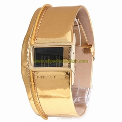 Diesel Watches : DZ7104 Day Date display Mineral Crystal Women Watch