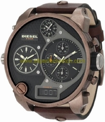 Diesel Watches : DZ7246 Quartz Dial Black with three hand movement, sub dial chronograph and date window with the Diesel logo Men Watch