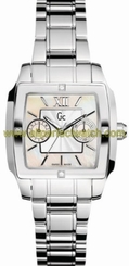 Guess Watches : I43000L1 Quartz Analog Day Date Stainless Steel Women Watch