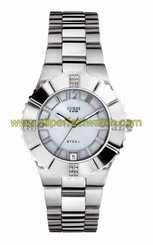 Guess Watches : I90192L1 Quartz Stainless Steel Women Watch
