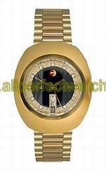 Rado Watches : R12413583 Black Dial Yellow Plated Bracelet Band Men Watch