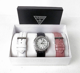 Guess Watches : U0069L3 White Dial Leather Band Women Watch