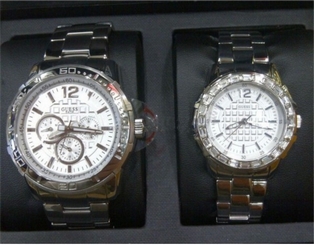 Guess Watches : W0119P1 Quartz White Dial Couple Watch Unisex Watch