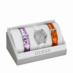 Guess Watches : W0201L1 Quartz Analog Leather Box Set Women Watch