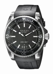Gucci Watches : YA136204 Quartz Dive Date Black Rubber Men Watch